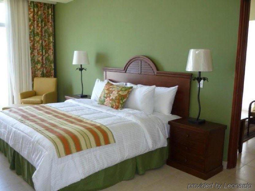 Отель Gran Evenia Bijao Санта-Клара Экстерьер фото A bedroom at the resort